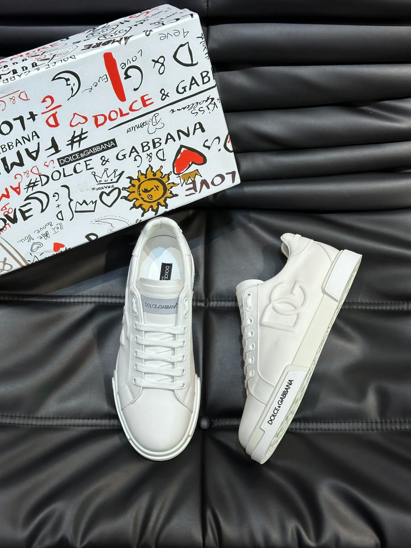 Men's shoes 💰p380 "DG" premium men's casual sports shoes! Imported original cowhide, imported original hardware, exquisite and luxurious, super A level! Compared with the genuine product at the counter, the version is no worse at all! Size:38-45 (46 customized)